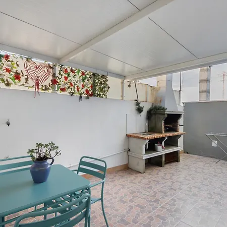 度假居 Tour House *